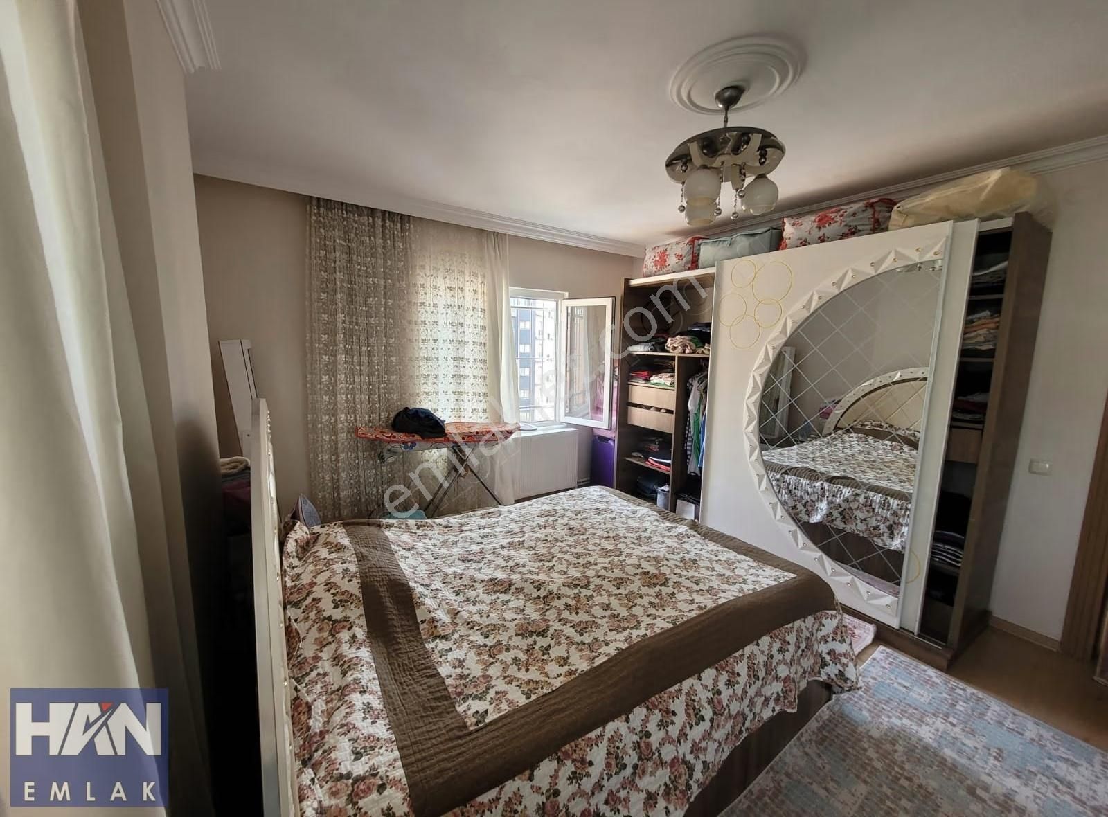 Han Emlak'tan Menderes Mahallesin'de Site İçi Satılık 3+1 - Görsel 2