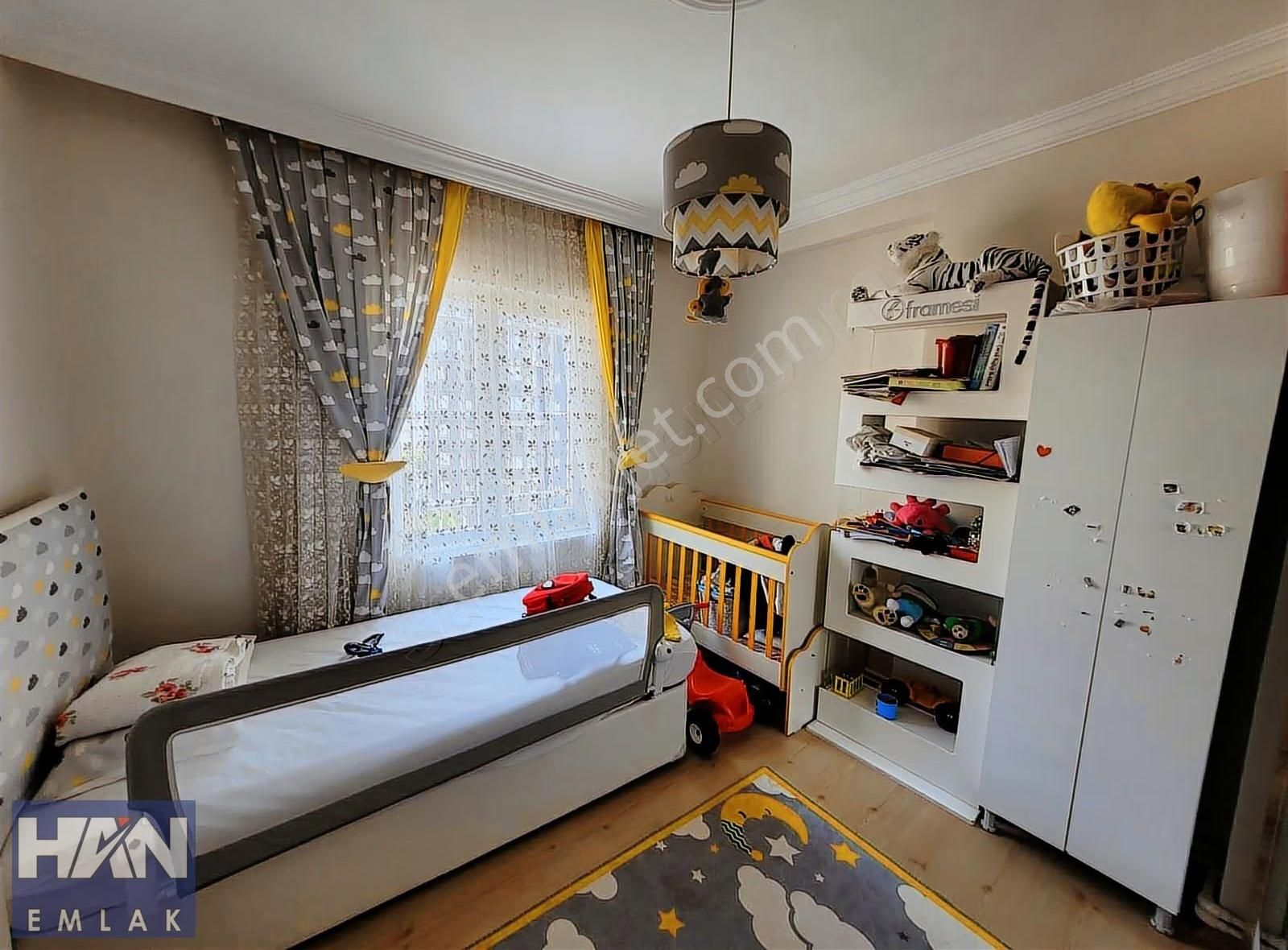 Han Emlak'tan Menderes Mahallesin'de Site İçi Satılık 3+1 - Görsel 5