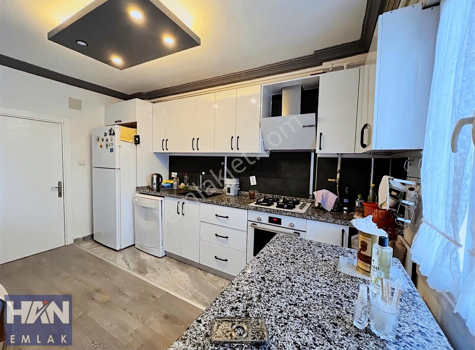 Han Emlak'tan Viranşehir'de Deniz Manzaralı D.gazlı Yapılı 3+1 - Görsel 7