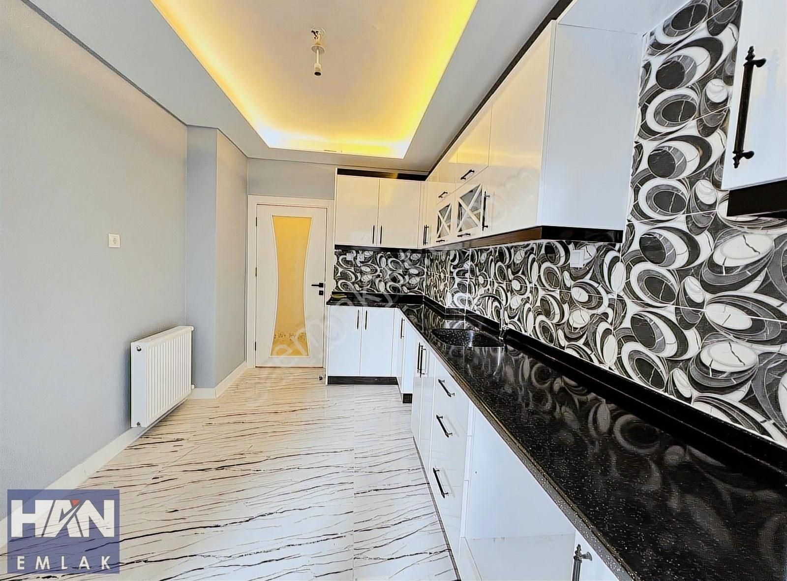 Han Emlak'tan Menderes'te Sıfır Ayarında Yapılı Satılık 3+1 - Görsel 5