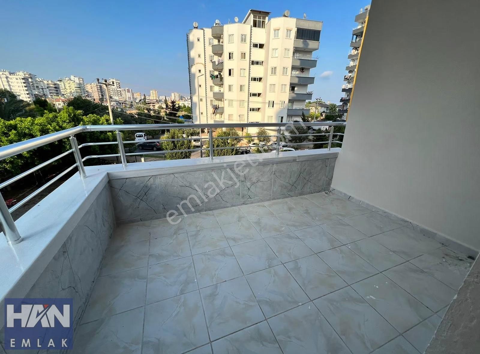 Han Emlak'tan Menderes'te Sıfır Ayarında Yapılı Satılık 3+1 - Görsel 3