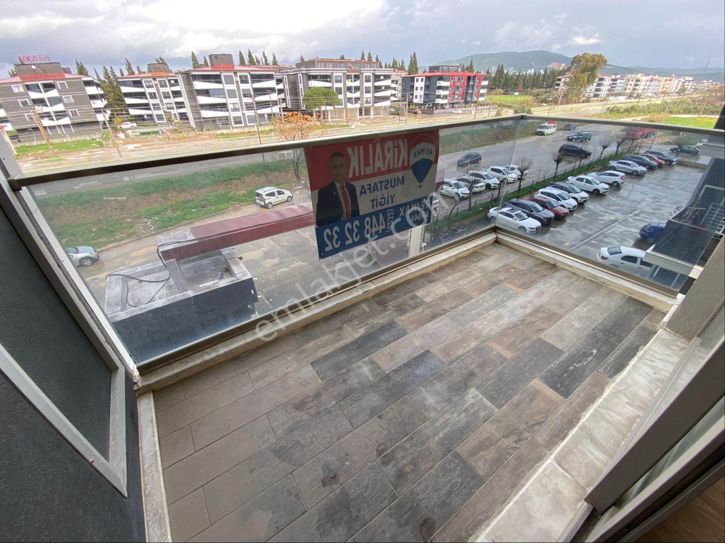 Torbalı Yedieylül Mah Havuzlu Sitede Kiralık 1+1 Ara Kat Daire - Görsel 26