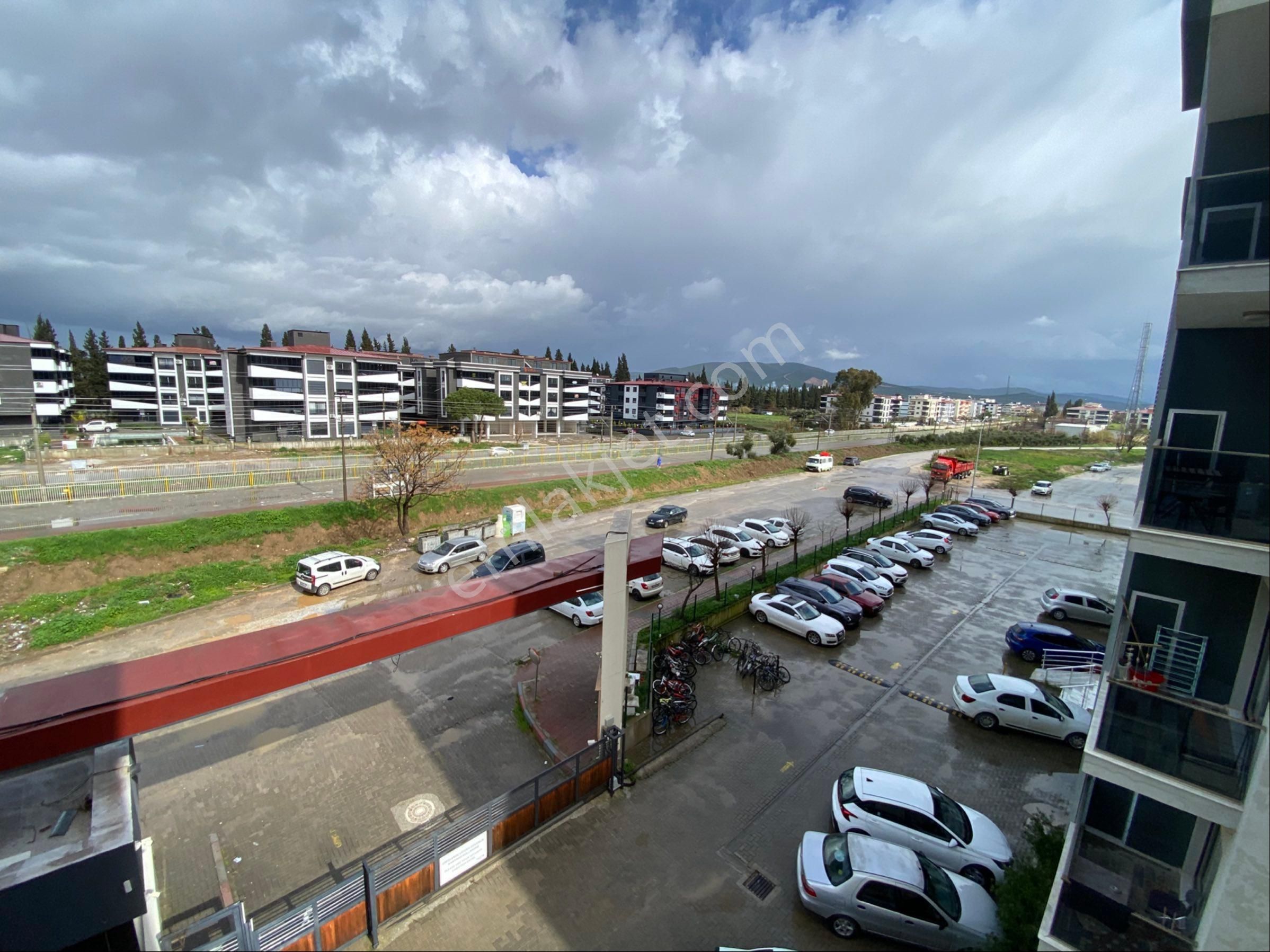 Torbalı Yedieylül Mah Havuzlu Sitede Kiralık 1+1 Ara Kat Daire - Görsel 29