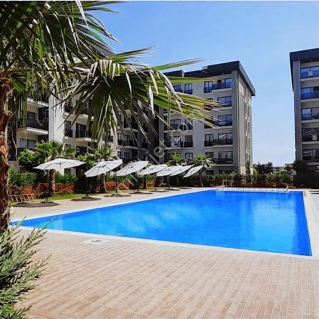 Torbalı Yedieylül Mah Havuzlu Sitede Kiralık 1+1 Ara Kat Daire - Görsel 3