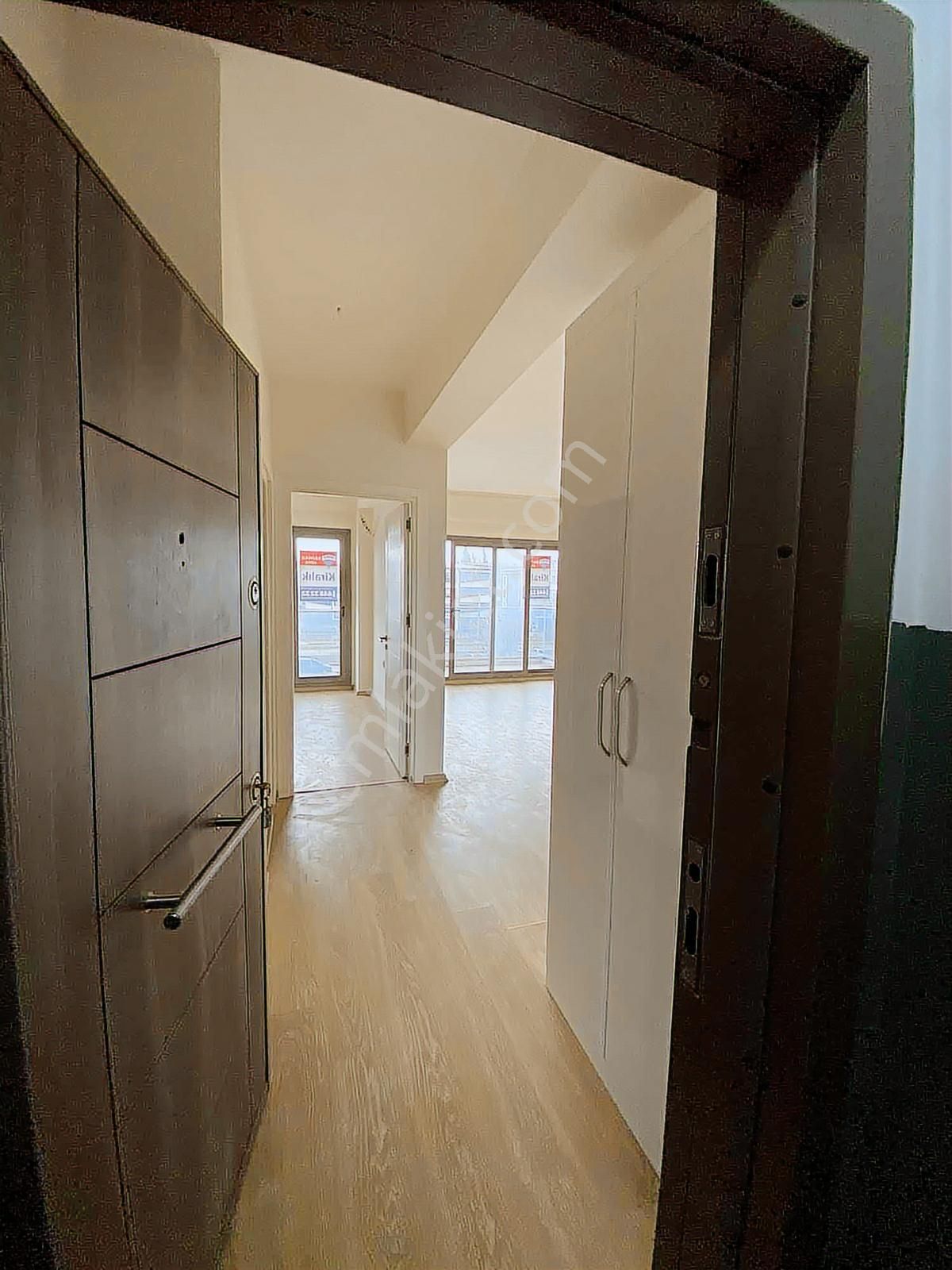 Torbalı Yedieylül Mah Havuzlu Sitede Kiralık 1+1 Ara Kat Daire - Görsel 20