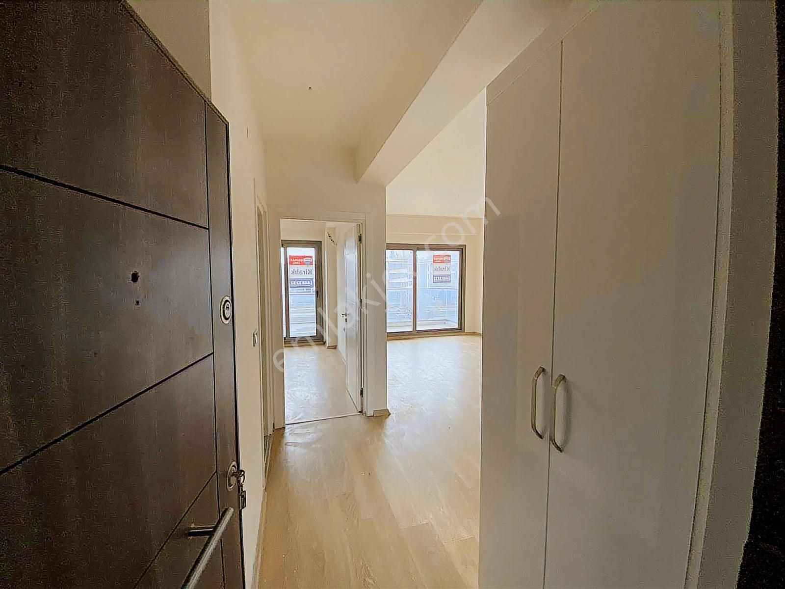 Torbalı Yedieylül Mah Havuzlu Sitede Kiralık 1+1 Ara Kat Daire - Görsel 10