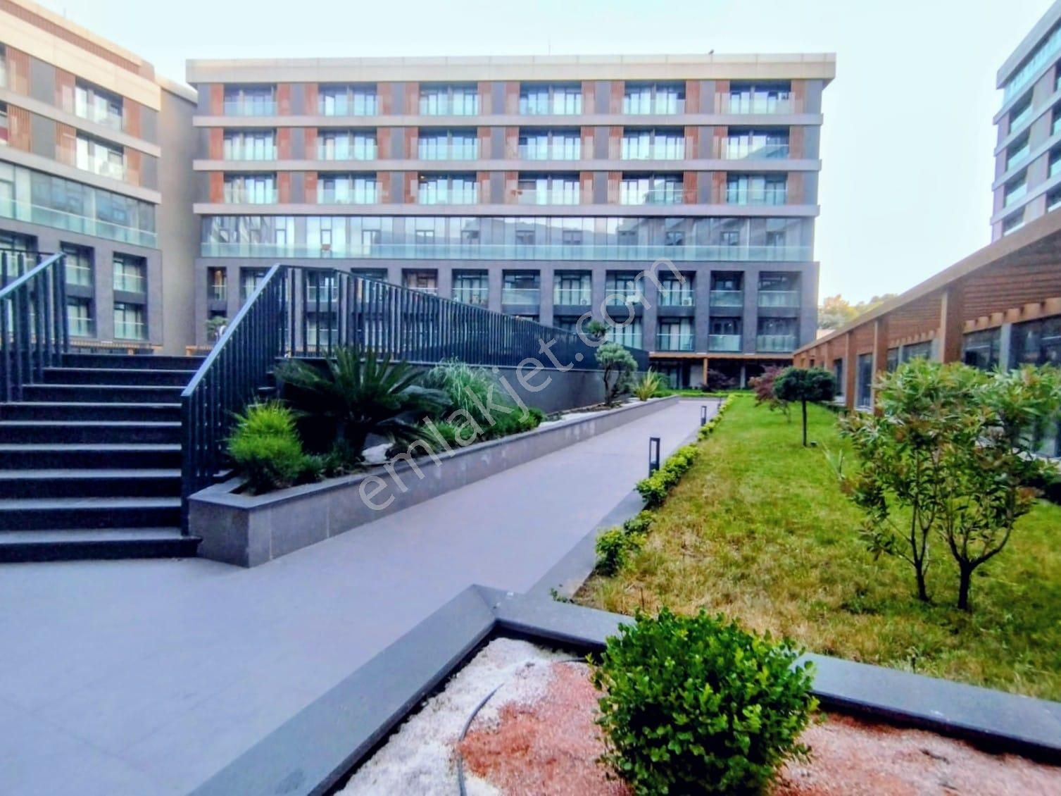 Turyap'tan; Begonya Sitesi, Havuz Manzaralı, Kiralık Boş Daire - Görsel 4