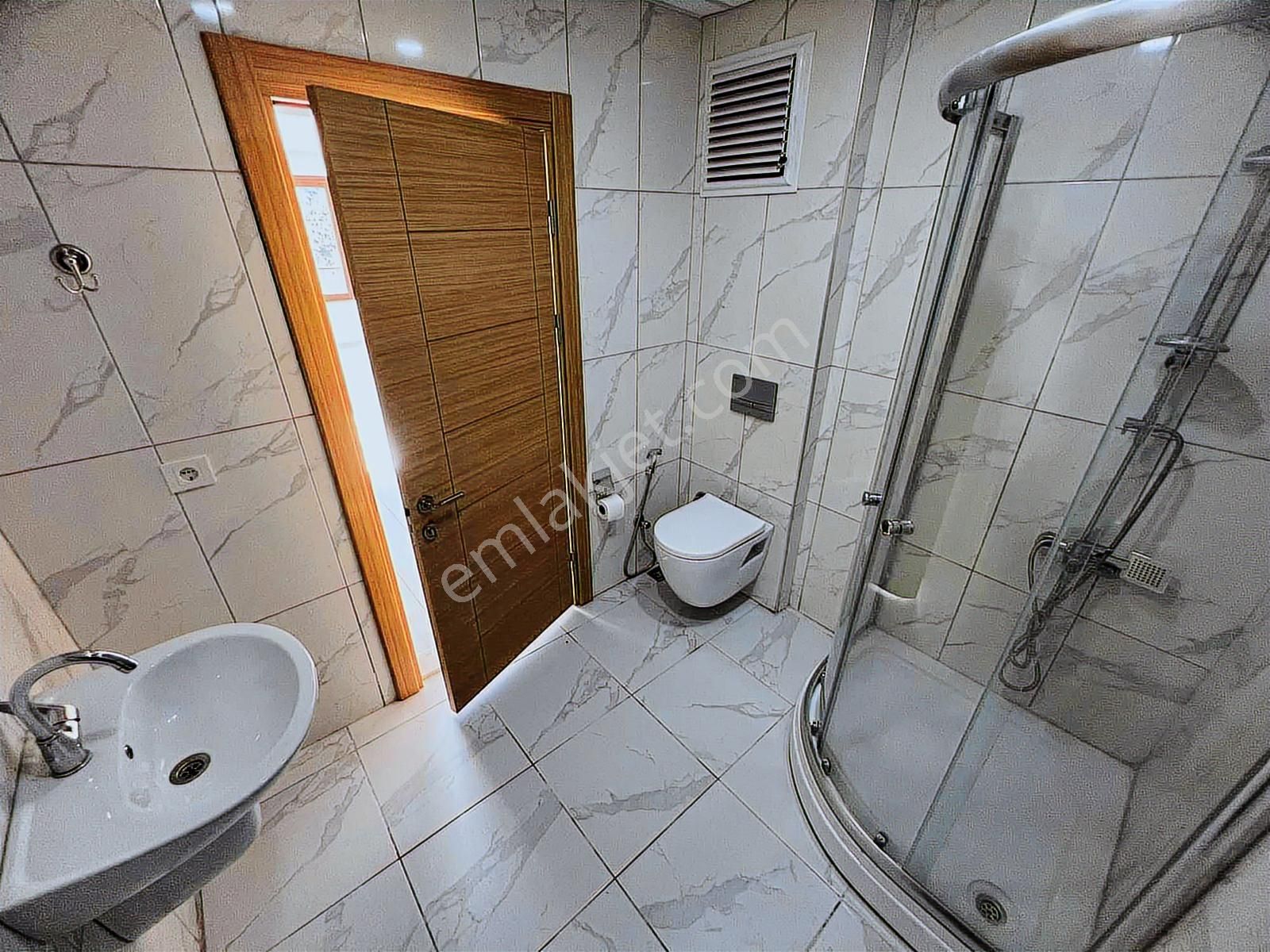 Trabzon Pelitlide Geniş Daire - Görsel 16