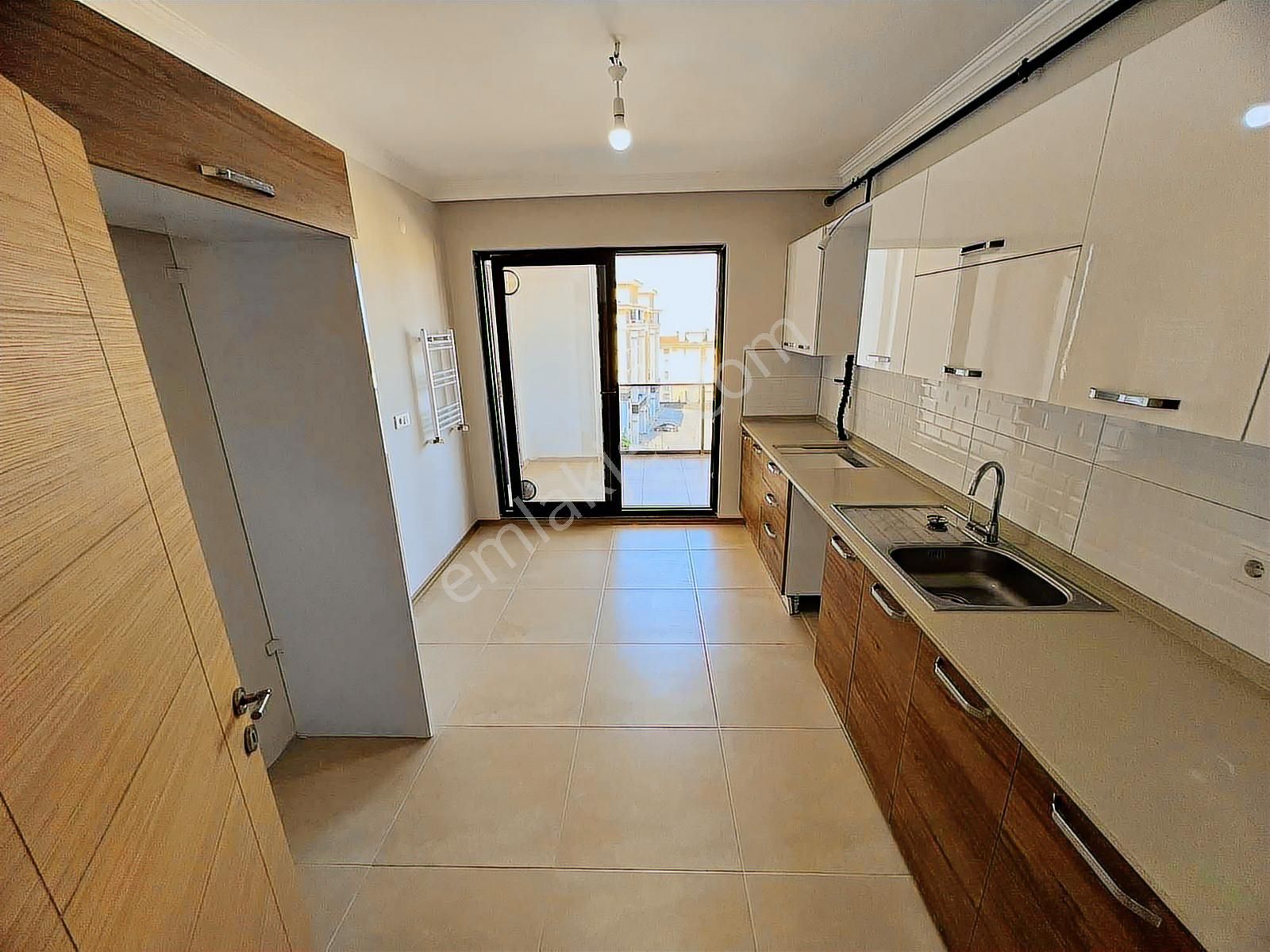 Trabzon Pelitlide Geniş Daire - Görsel 11