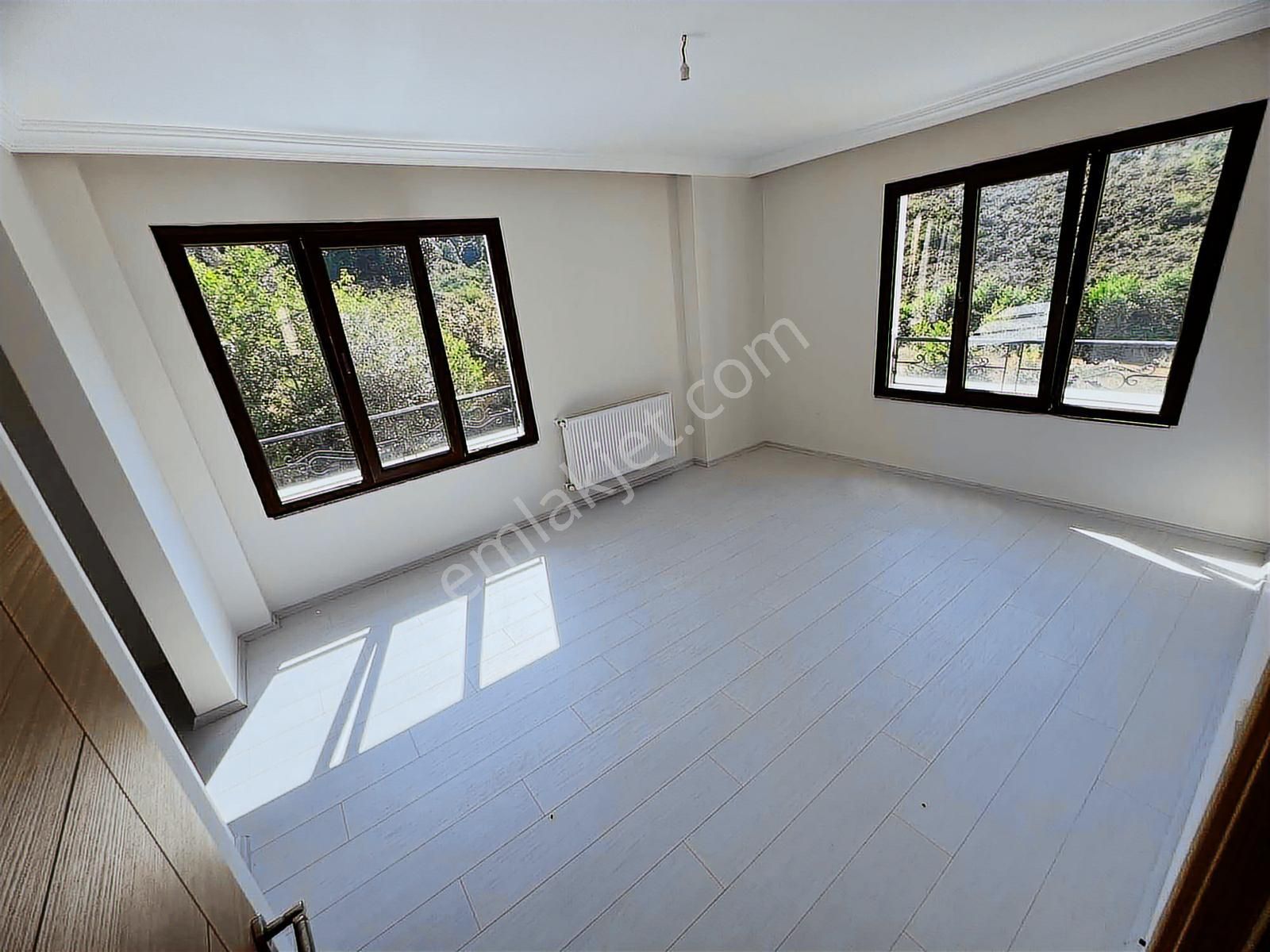 Trabzon Pelitlide Geniş Daire - Görsel 28