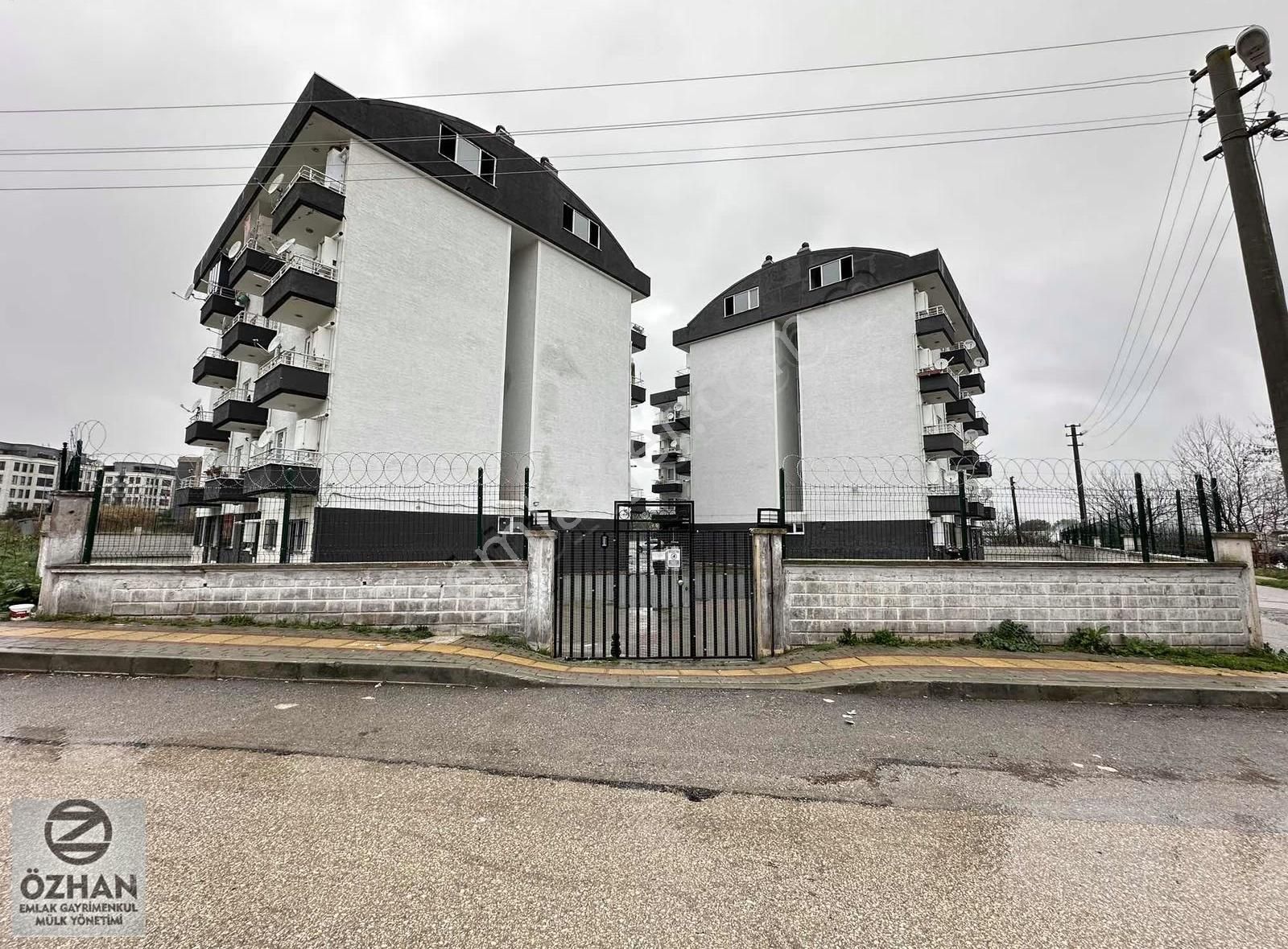 Özhan Emlaktan Site İçinde,eşyalı Kiracısız 2+0 Daire - Görsel 11