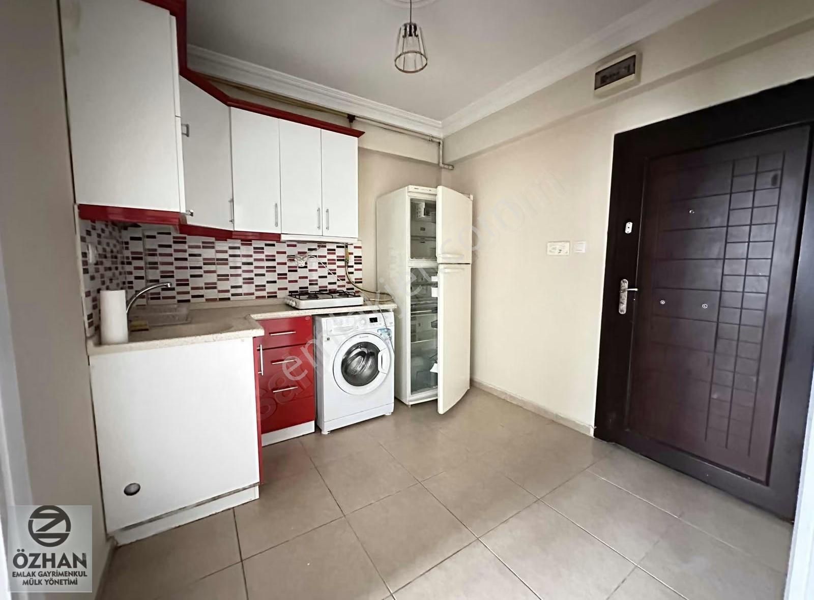 Özhan Emlaktan Site İçinde,eşyalı Kiracısız 2+0 Daire - Görsel 8