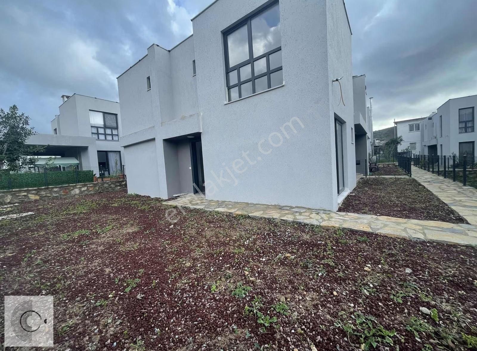 Bodrum Yalıçiftlik Site İçerisinde Sıfır 5+1 Satılık Villa - Görsel 25