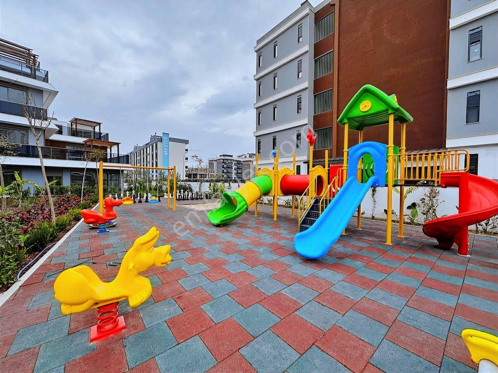 Altıntaşta Allure Sitesinde 2+1 Satılık Ayrı Mutfak Daire - Görsel 20