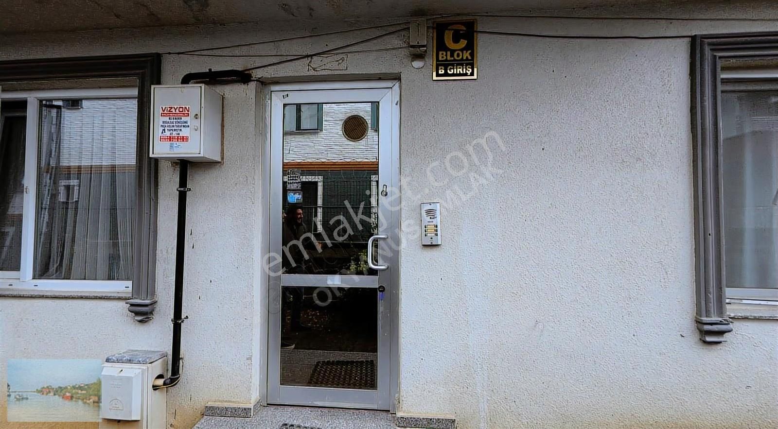 Karasu Havuzlu Sitede Satılık 1+1 Eşyalı Daire - Fırsatı! - Görsel 4
