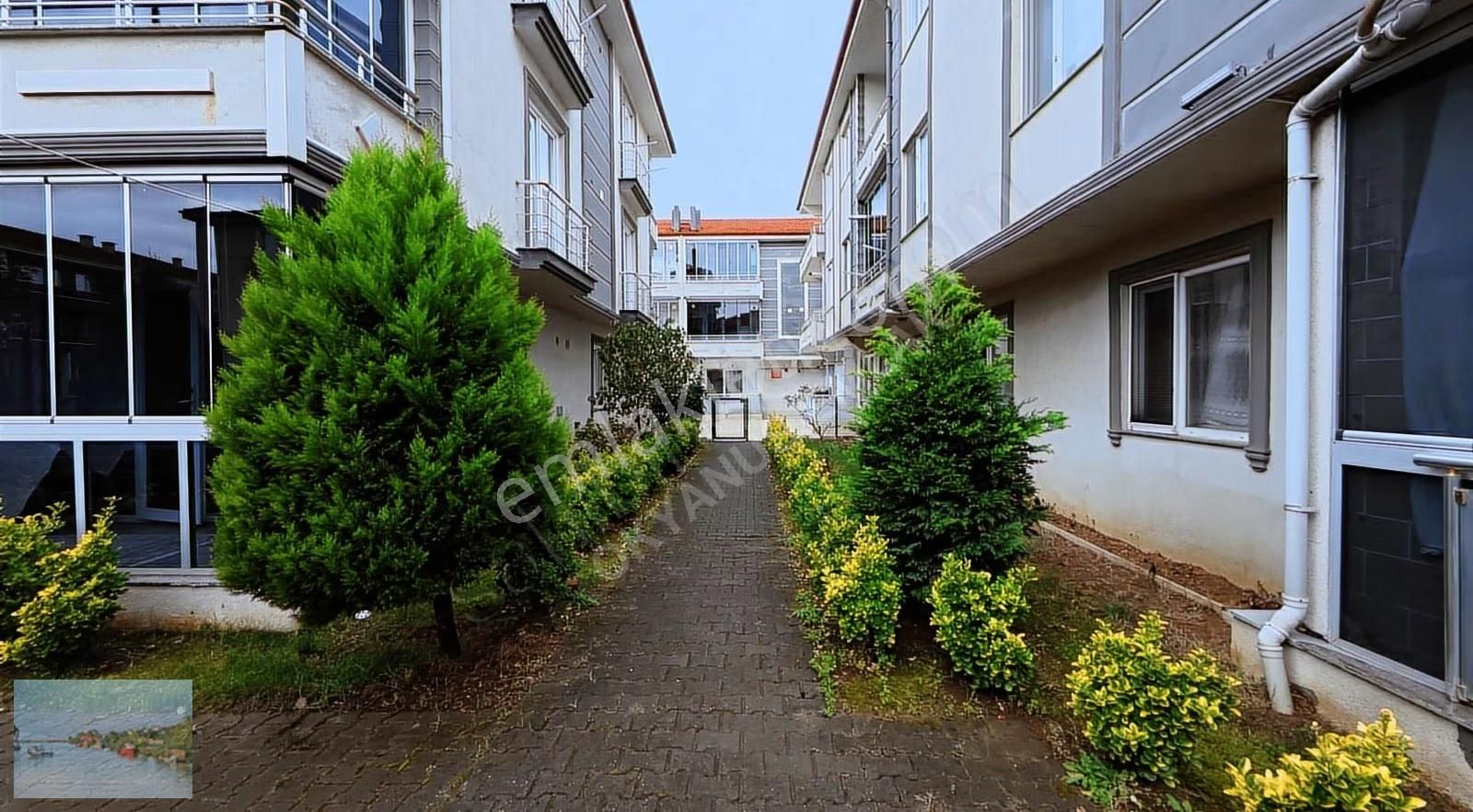 Karasu Havuzlu Sitede Satılık 1+1 Eşyalı Daire - Fırsatı! - Görsel 16