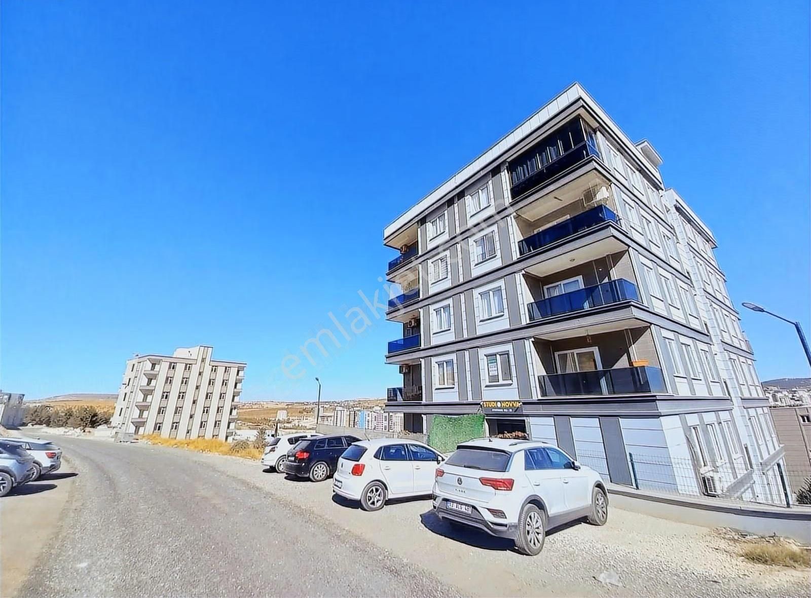 Kültür Emlaktan Fuara Yakın Ful Eşyalı 2+0 Kiralık Bahçe Katı - Görsel 13