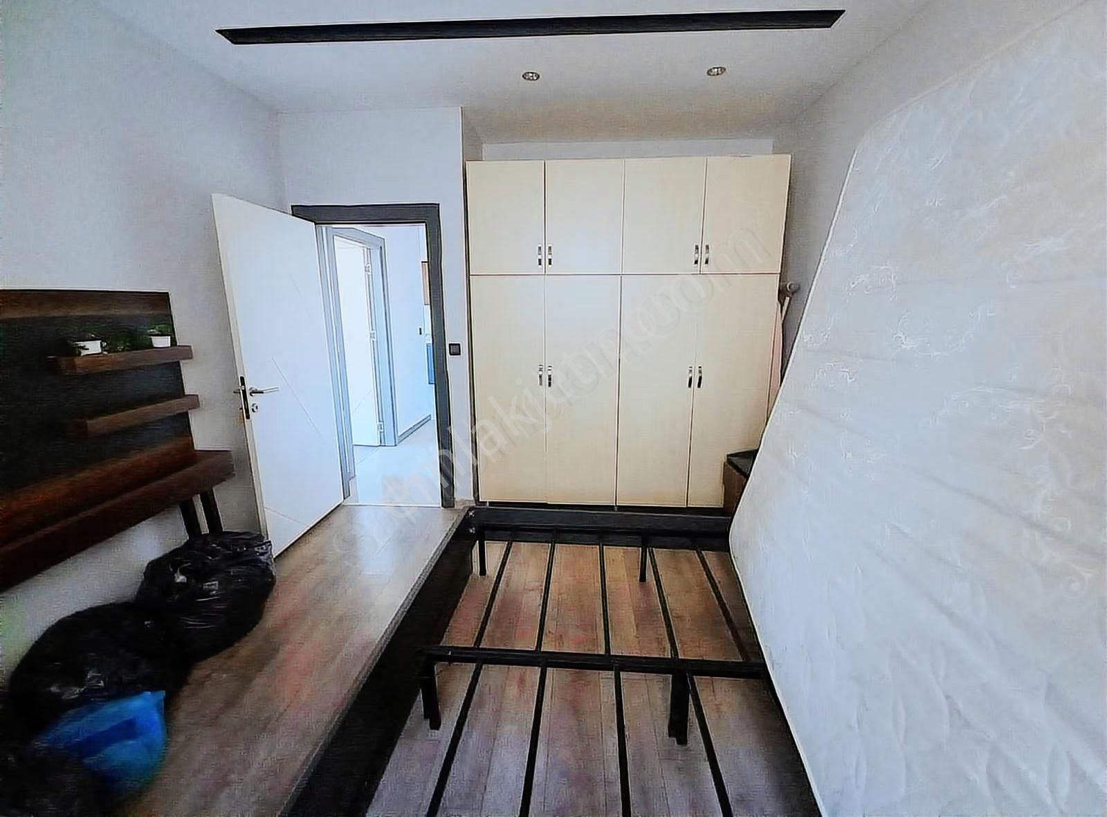 Kültür Emlaktan Fuara Yakın Ful Eşyalı 2+0 Kiralık Bahçe Katı - Görsel 22