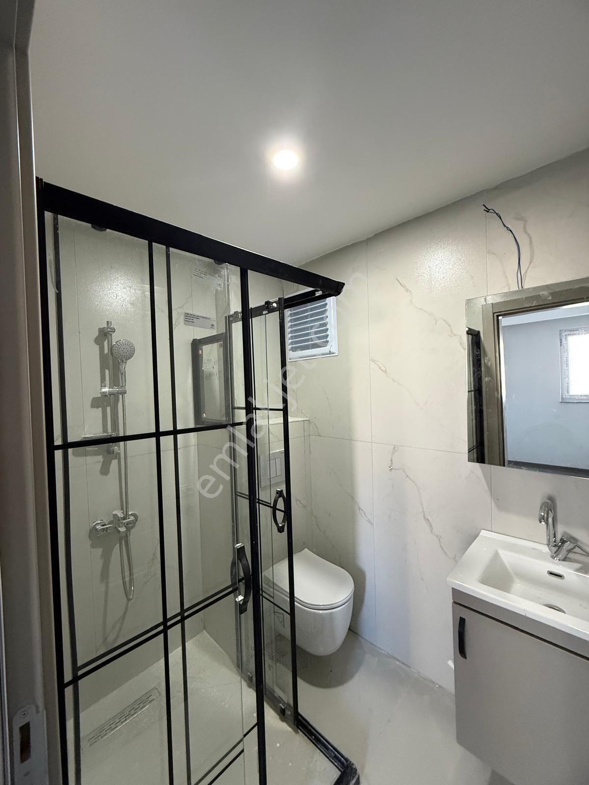 Büşra Gayrimenkulden Site İçinde Satılık Sıfır Daire 3+1 Kat 3 Ebeveyin Banyolu 110m2 - Görsel 10