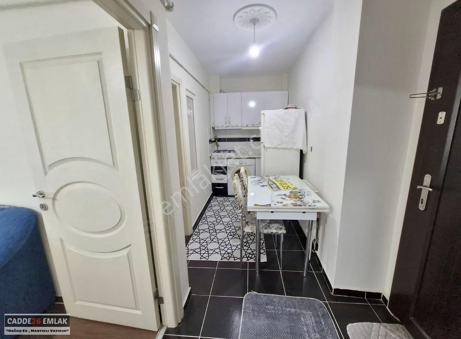 Cadde26 Dan Sütlüce Mahallesinde Eşyalı 1+1 Daire - Görsel 3