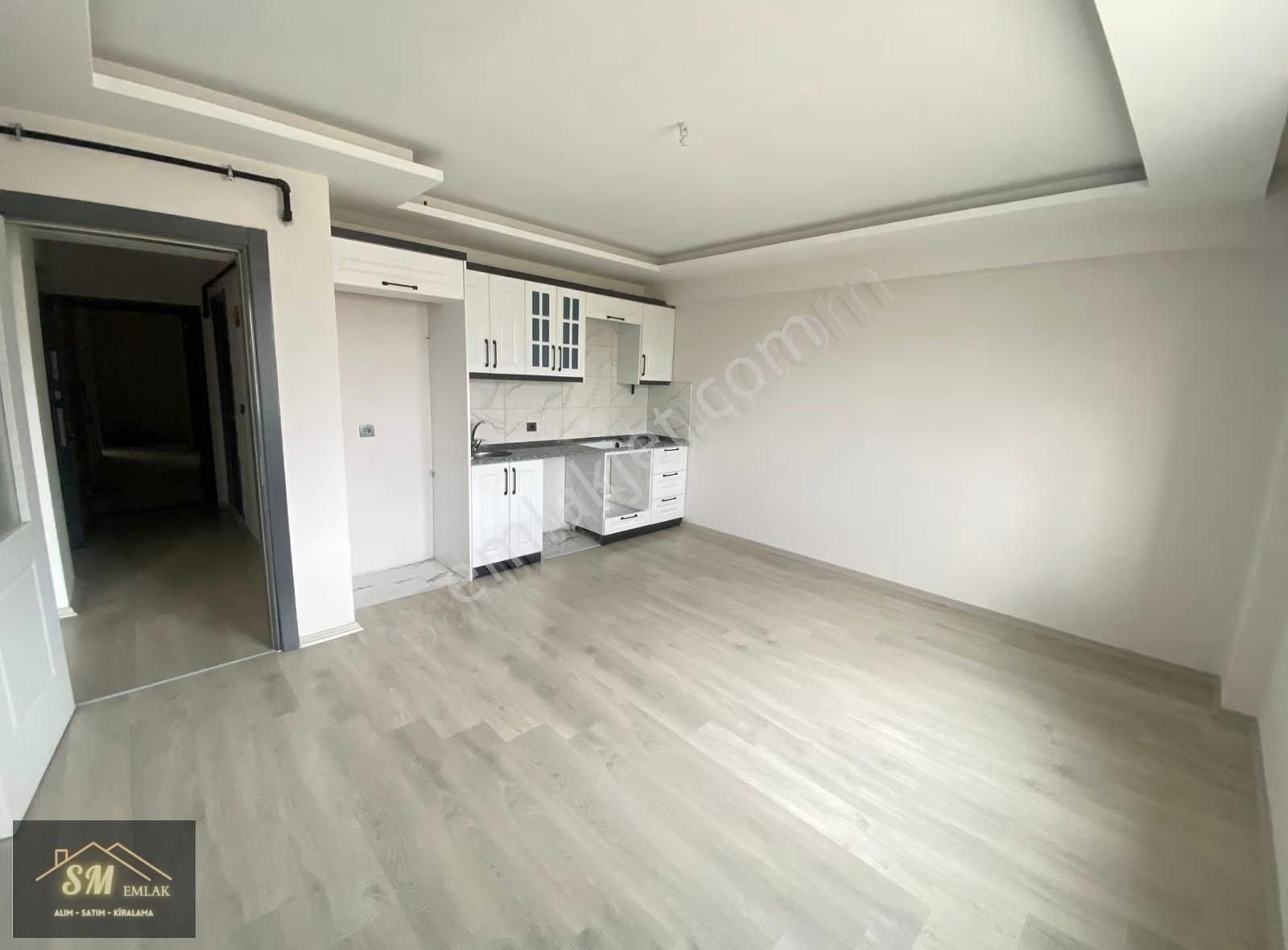 Sm Gayrimenkul'den Kapalı Otoparklı Satılık 1+1 Daire - Görsel 3