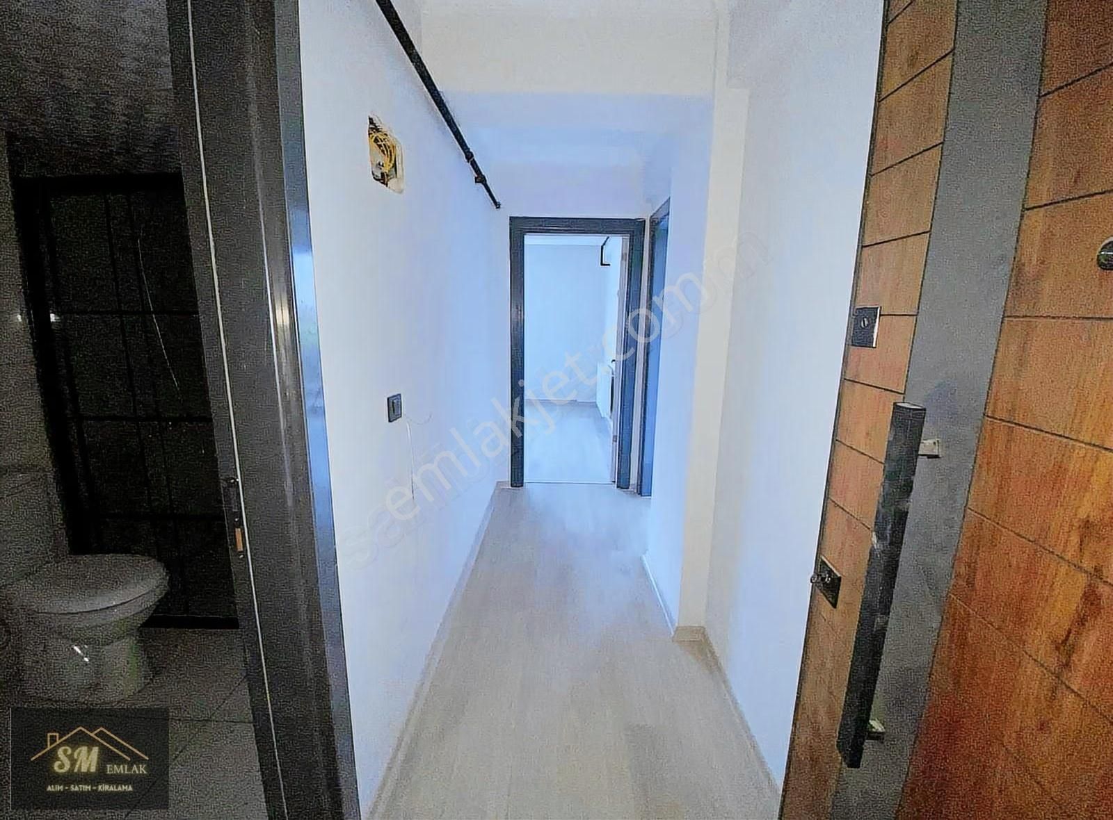 Sm Gayrimenkul'den Kapalı Otoparklı Satılık 1+1 Daire - Görsel 4