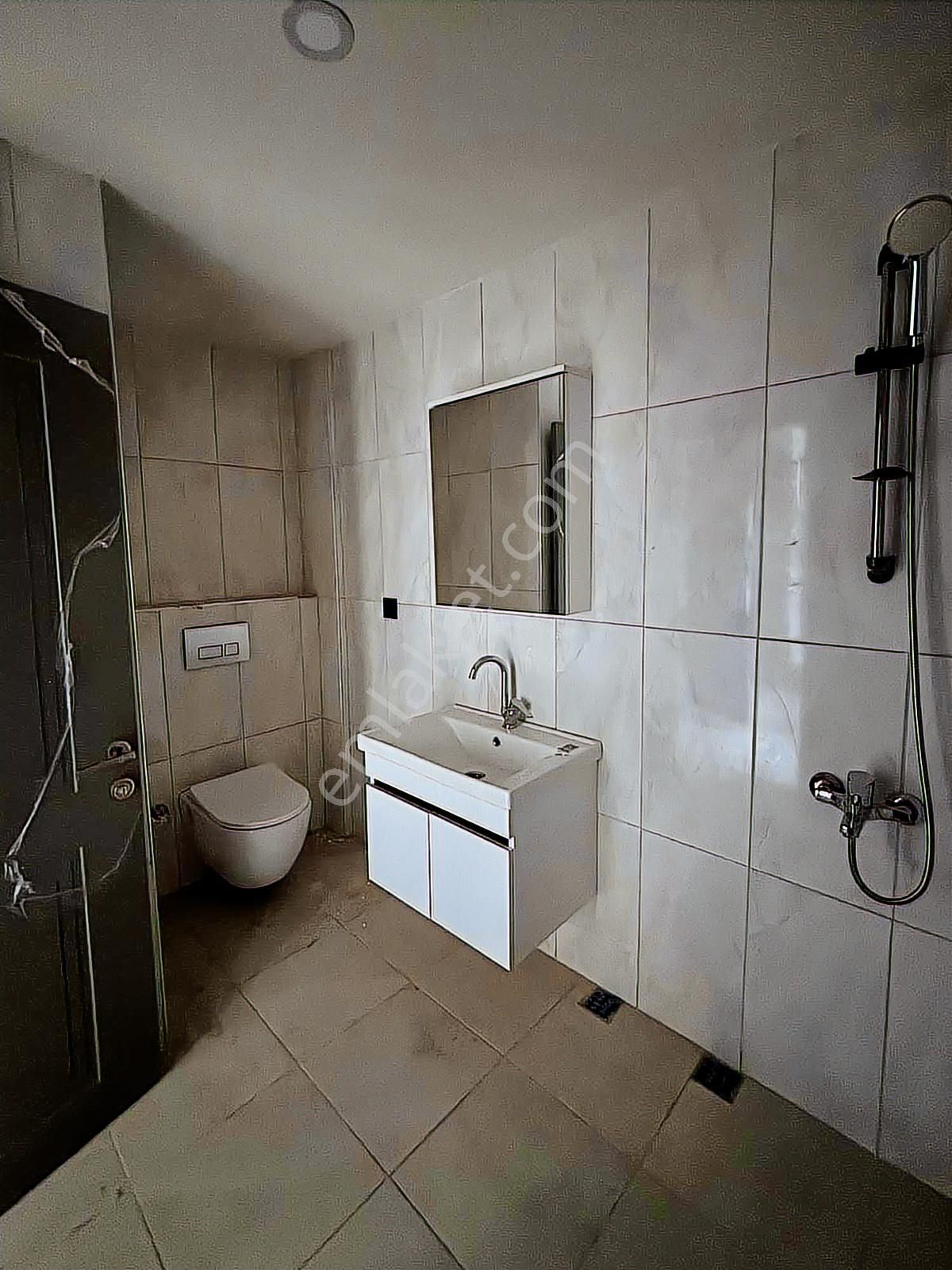 Umut Evleri Nev Sitesi'nde Amerikan Mutfaklı 2+0 Sıfır Daireler - Görsel 12