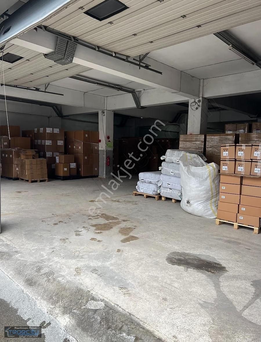 Başakşehir İkitelli Osb Rampalı Düz Giriş 5.000m2 Kiralık Depo