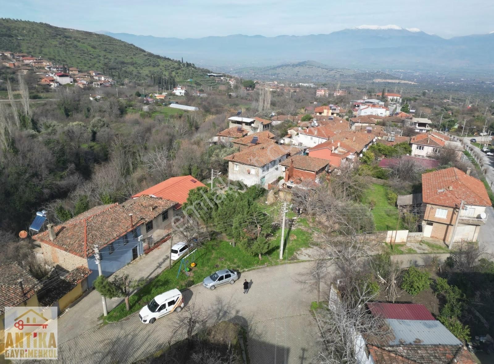 Antika Gayrimenkulden Bademli Mahallesinde İmarlı Satılık Arsa - Görsel 3