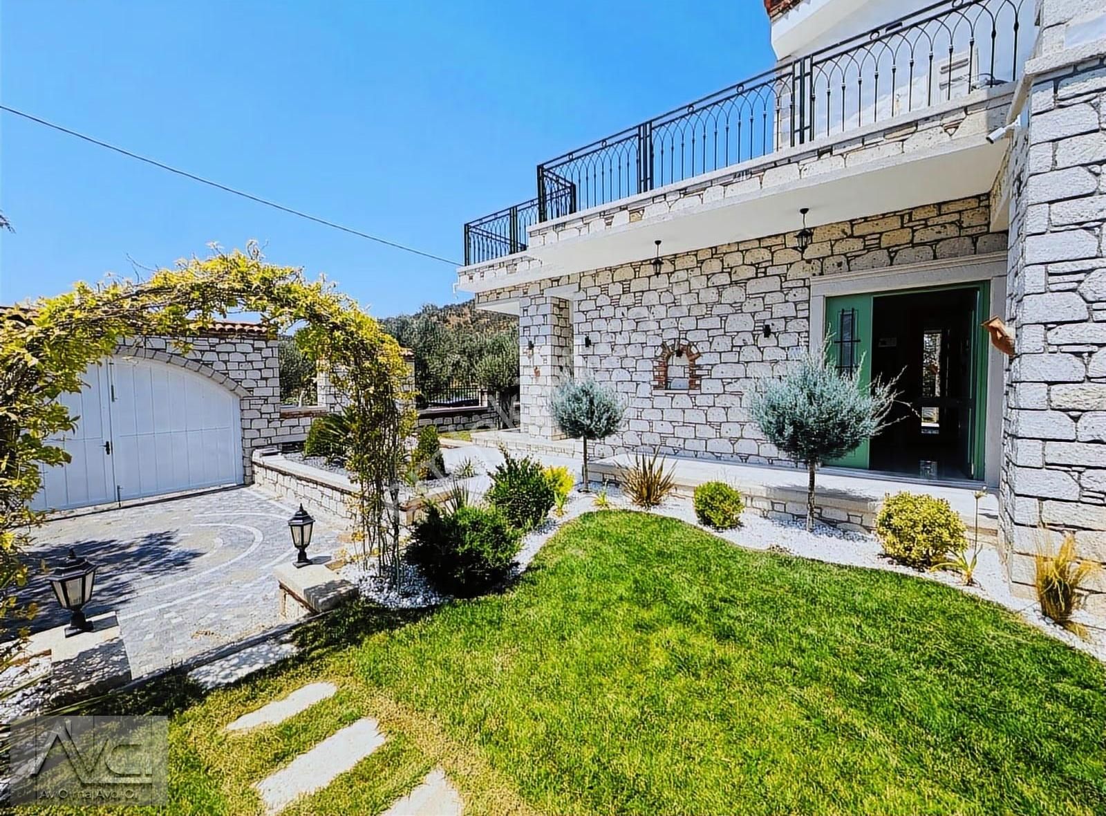 Avcı'dan Altınoluk 650m2 Arsa Doğa İçinde Müstakil Havuzlu Villa - Görsel 10