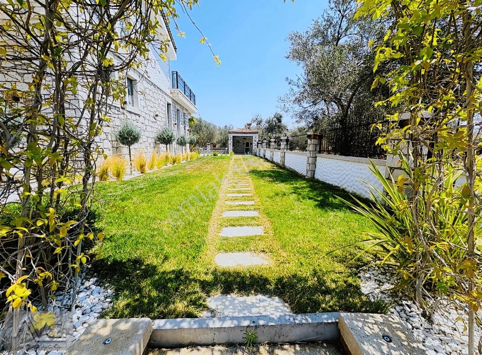 Avcı'dan Altınoluk 650m2 Arsa Doğa İçinde Müstakil Havuzlu Villa - Görsel 5