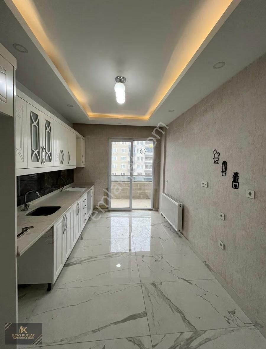 Ertuğrulgazi Mhl Balıkcı Ali Dayı Cvr 2,5+1 Kat Bahceli Daire