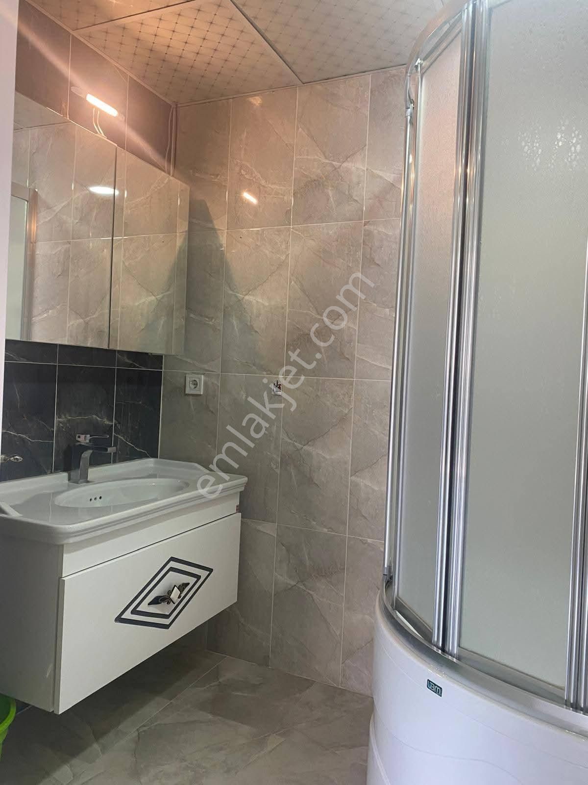 Büşra Gayrimenkulden Lüx Daire 3+1 Kat3 Site İçinde 145m2 Ebeveyin Banyolu Giyinme Odalı - Görsel 6