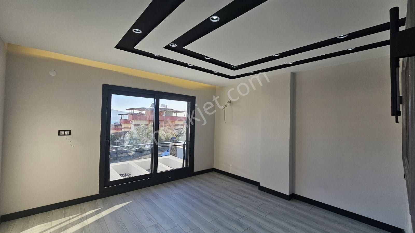 Akbükte Deniz Manzaralı Lüks 4+1 Müstakil Villa - Görsel 21