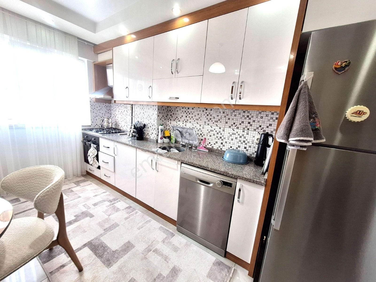 Bakırlı Mahallesinde Cuma Pazar Yakını Daıre - Görsel 3