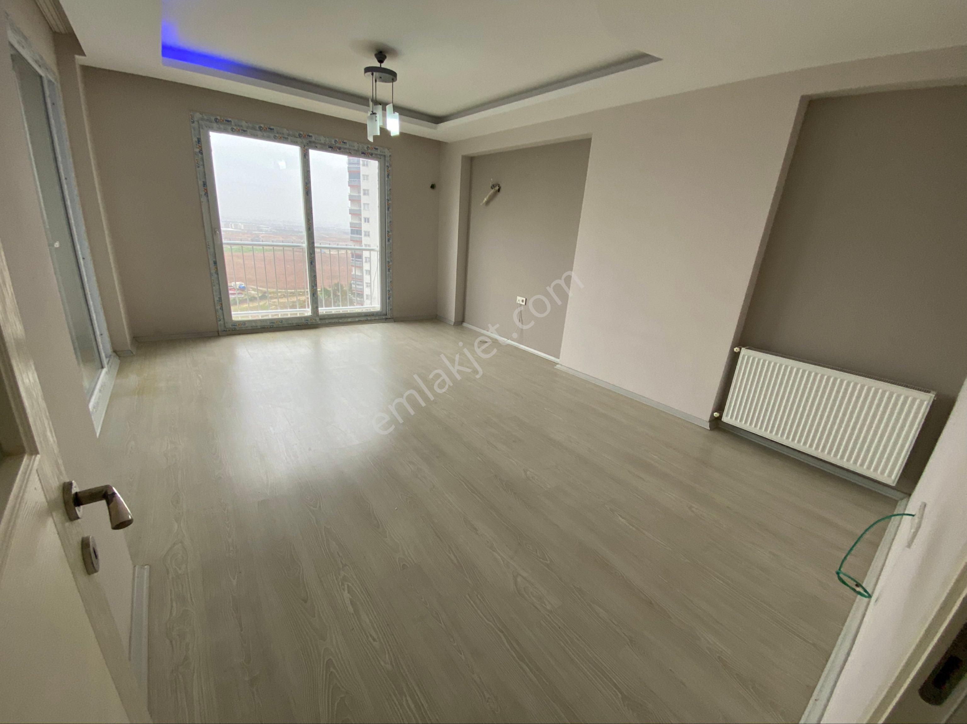 Atc'den Çarkıpare'de Kombili-cam Balkonlu 3+1 Km Kiralık Daire - Görsel 4