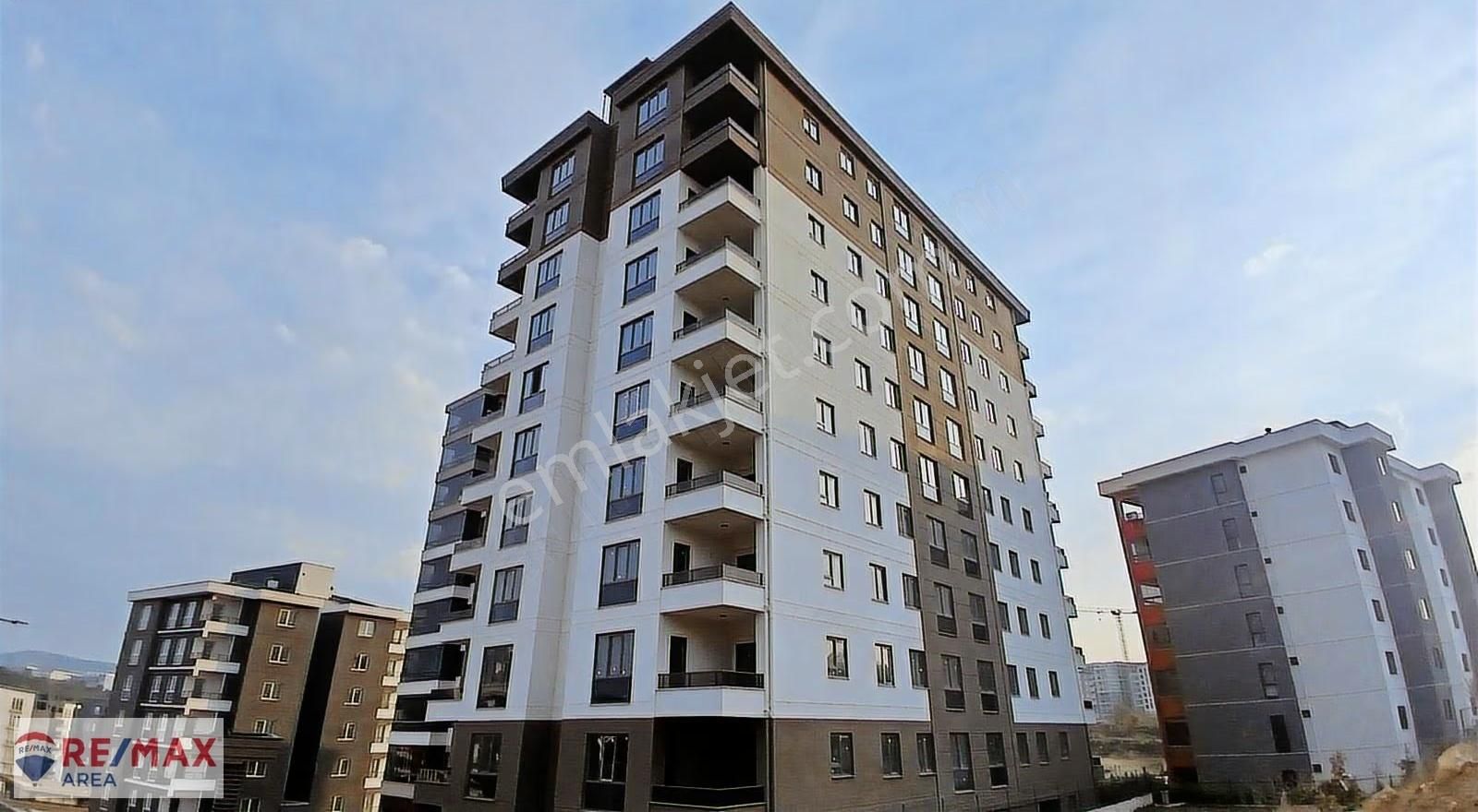 Remax Area Nilüfer Kayapa Kızılcık Mahallesi Kiralık 3+1 Daire