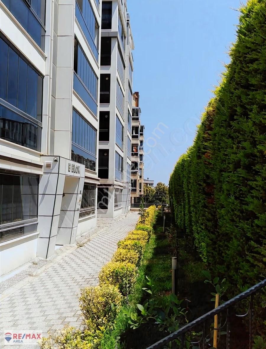 Remax Area'dan Site İçi 2+1 Kiralık Dubleks Daire - Görsel 4