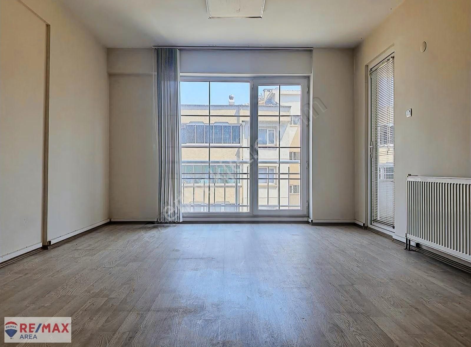 Remax Area'da Kurumsal Kullanıma Uygun 100m2 Kiralık Ofis - Görsel 11