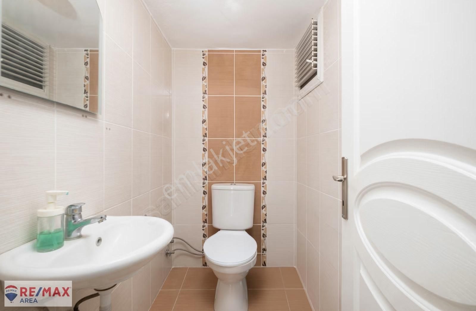 Remax Area Dan Demirci De Satılık 3+1 Geniş Köşe Daire - Görsel 13