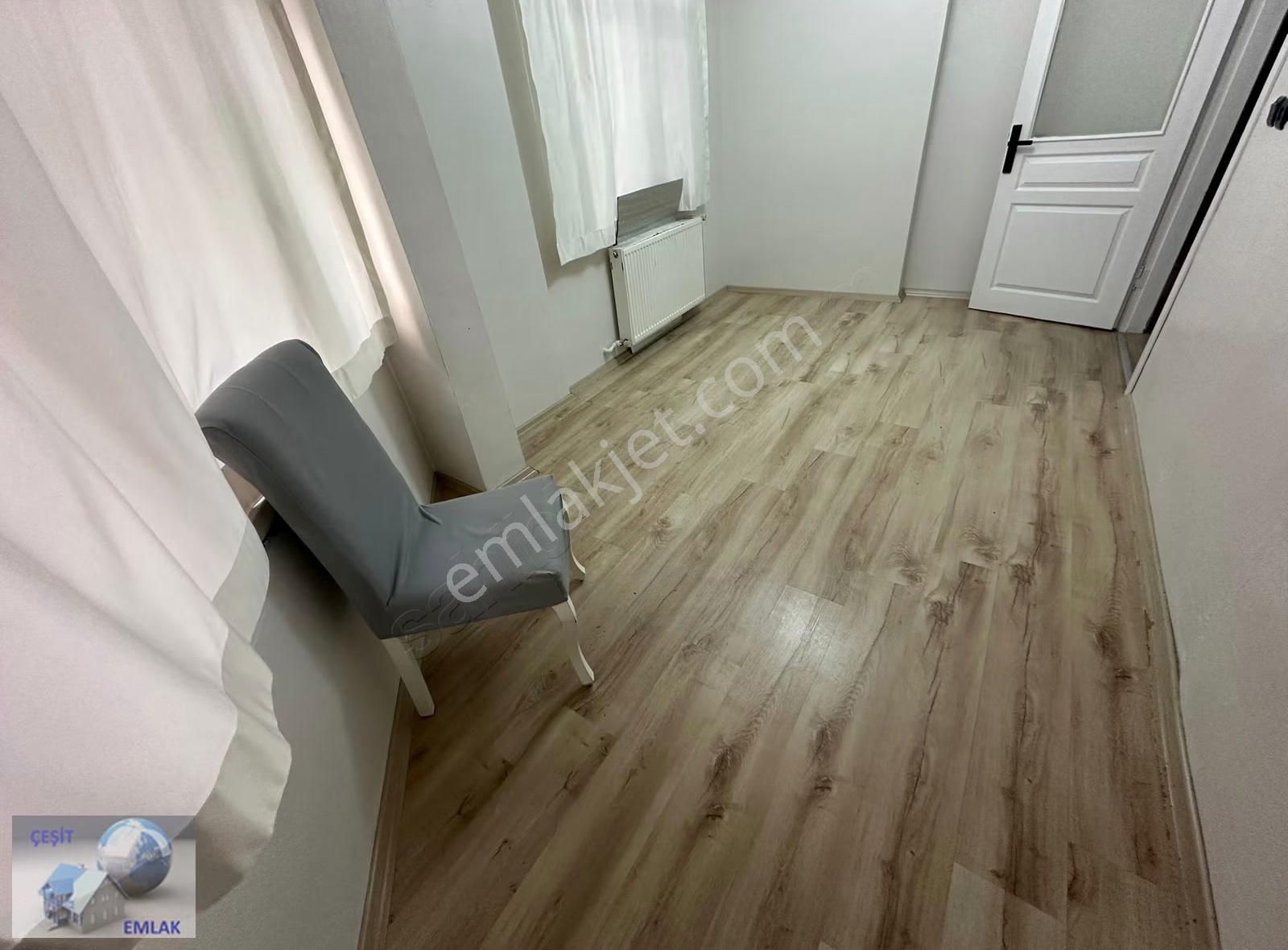 Çeşit Emlak Mahmutbey Cad Yakını 2009 Yapımı 1+1 65m2 Kiralık - Görsel 6