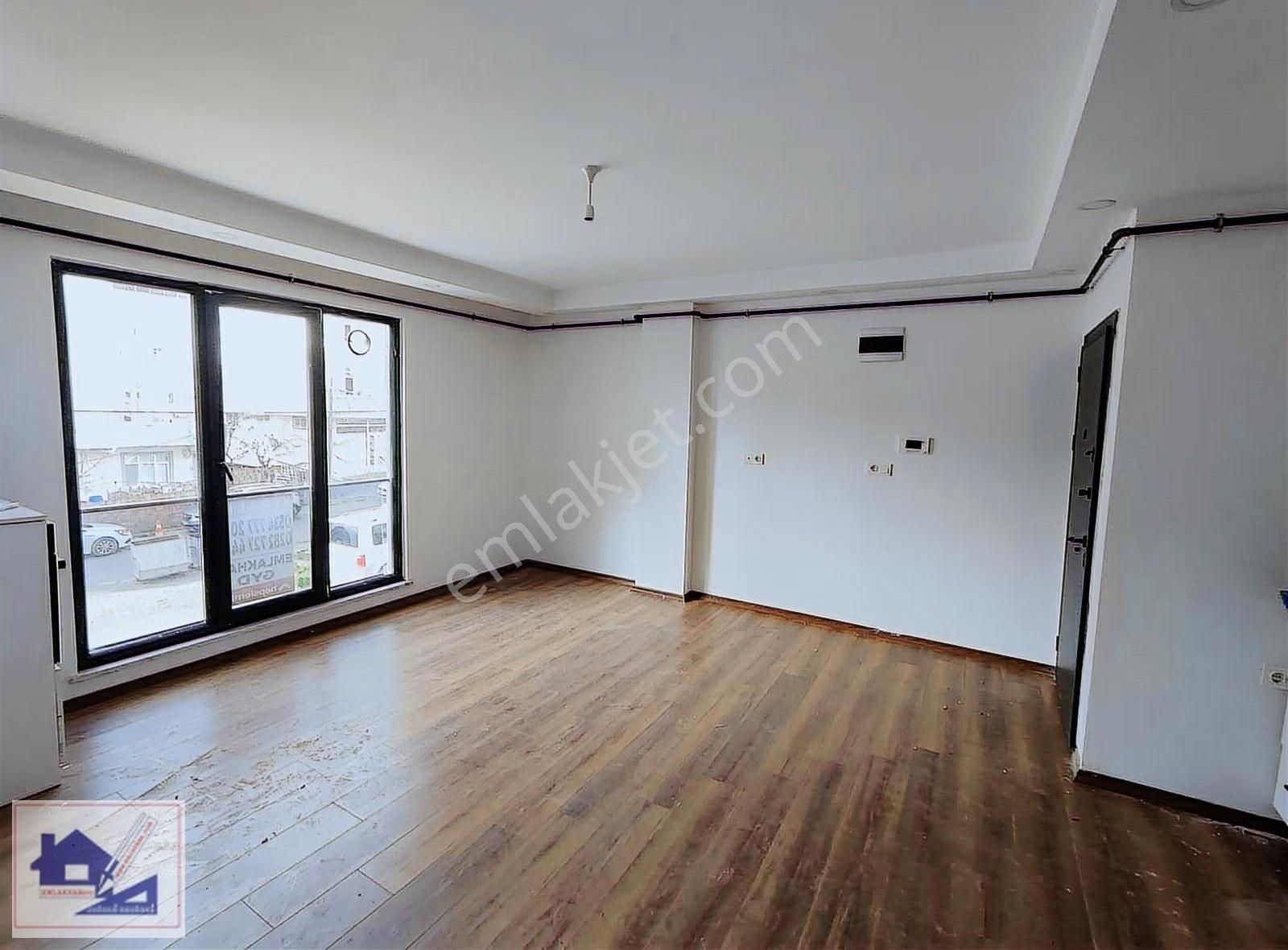 Emlakhan Gyd Fevzipaşa'da Merkezi Konumda Kiralık 1+1 Daire - Görsel 3