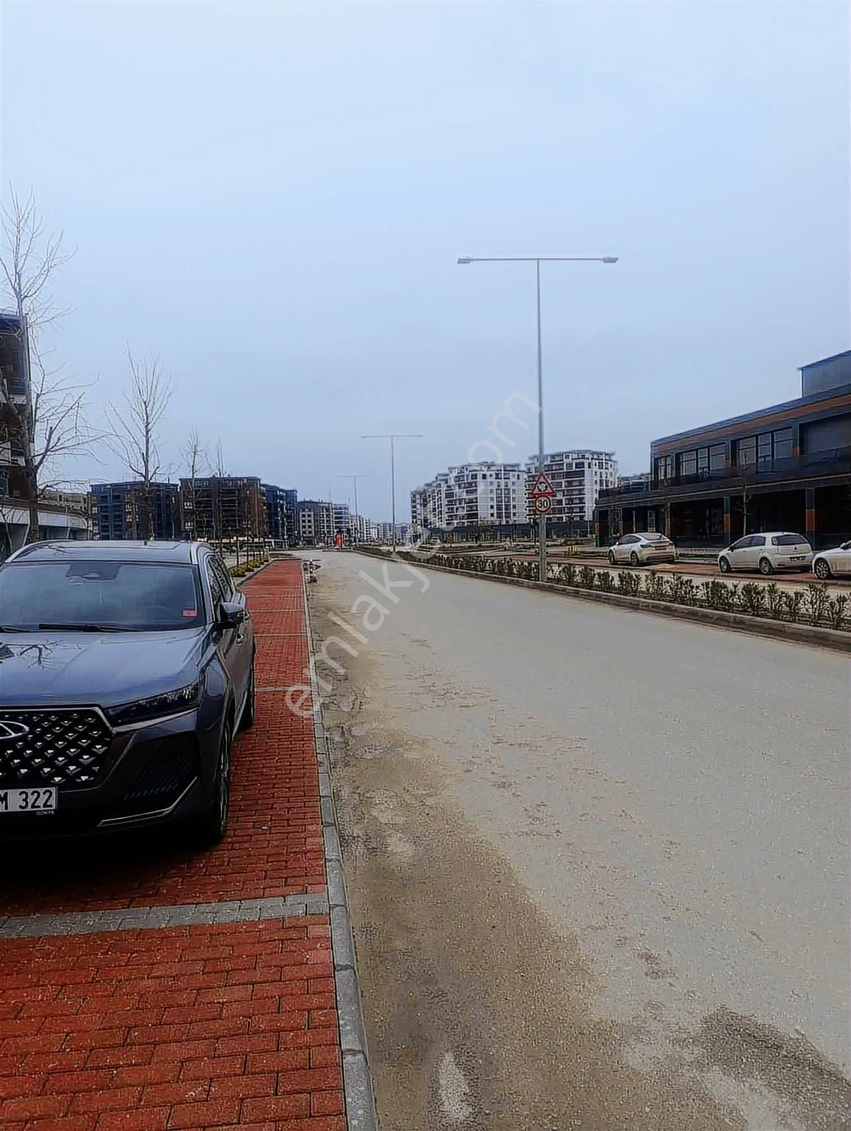 G A Dan Balkan Bulvara Cephe Kiralık Ticari Mülk - Görsel 9