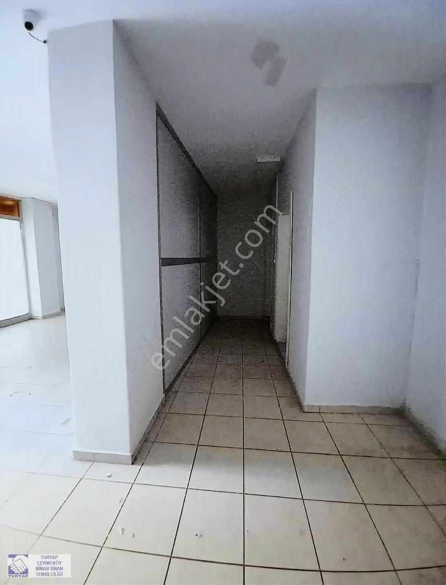 Ümraniye'de Cadde Üzeri Düz Giriş 120 M2 Atölye-büro-ofis - Görsel 16