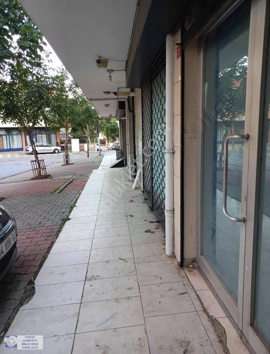 Ümraniye'de Cadde Üzeri Düz Giriş 120 M2 Atölye-büro-ofis