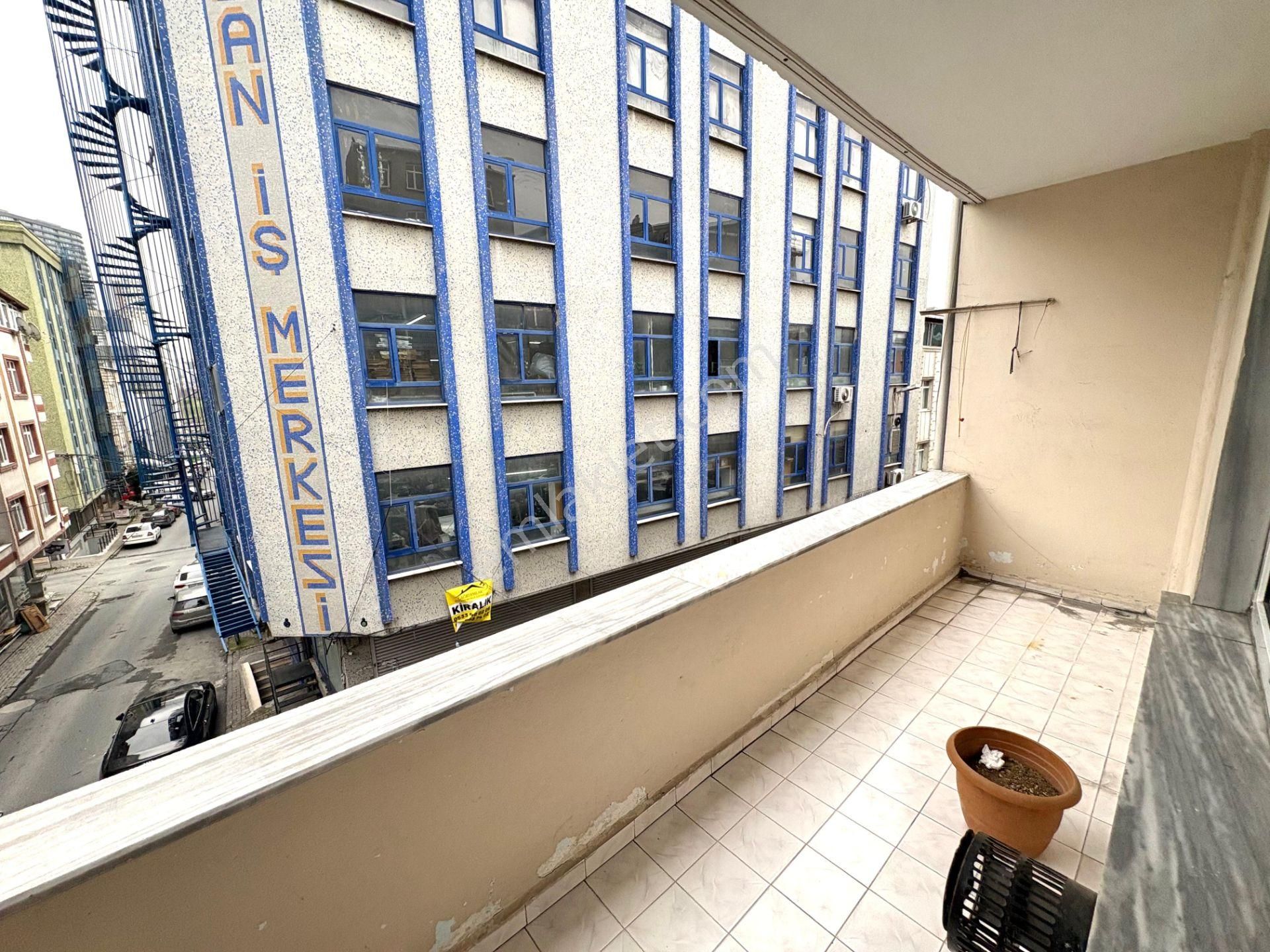 Emir Emlak’dan 3+1 2 Kat Masrafsız Temiz Daire - Görsel 10