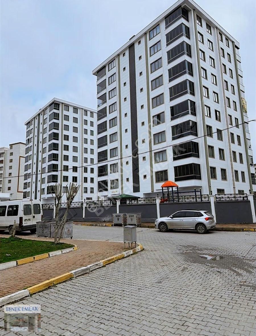 Şenevler'de Lüks Sıfır Daireler: 4+1, 200m², Site İçinde - Görsel 13