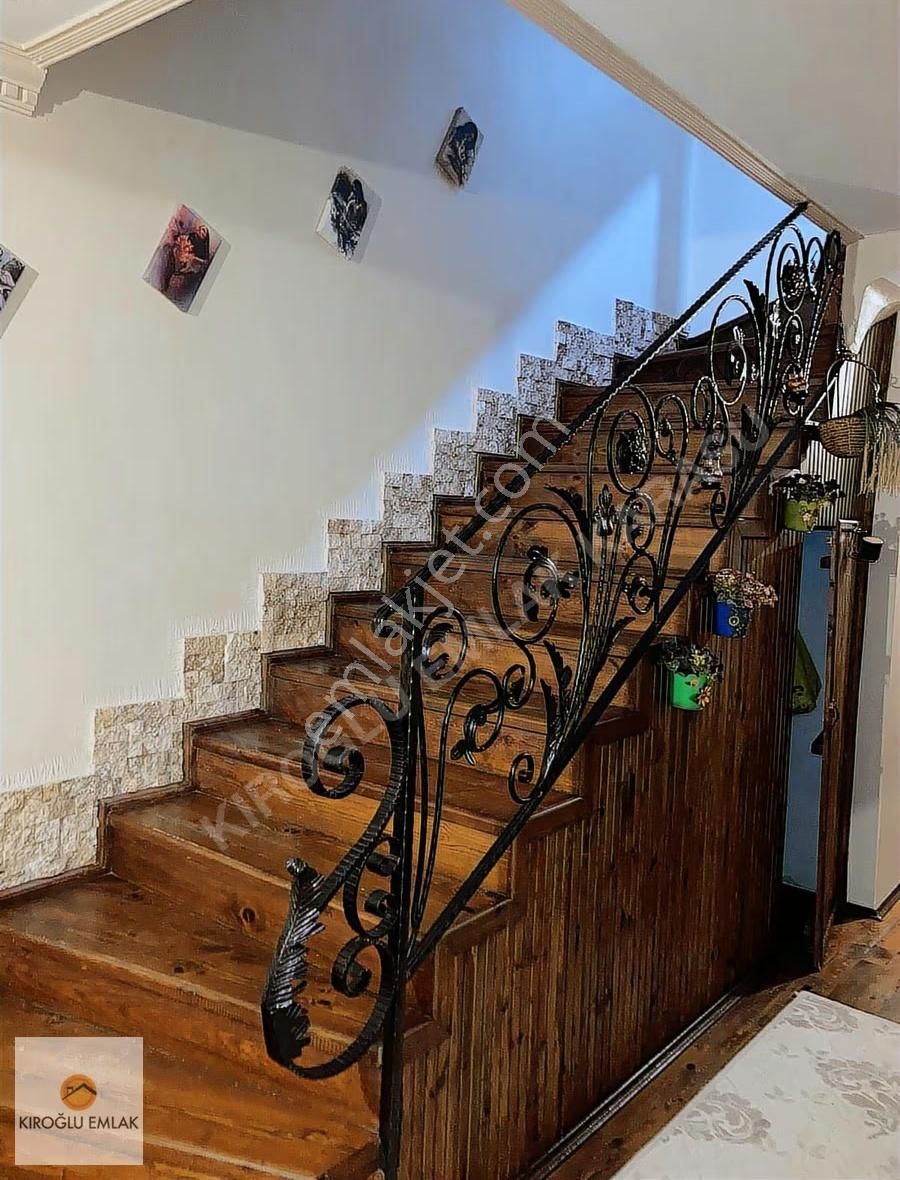 Karasu Yalı Mahallesinde Geniş Kullanımlı 4+1 Satılık Dubleks - Görsel 12