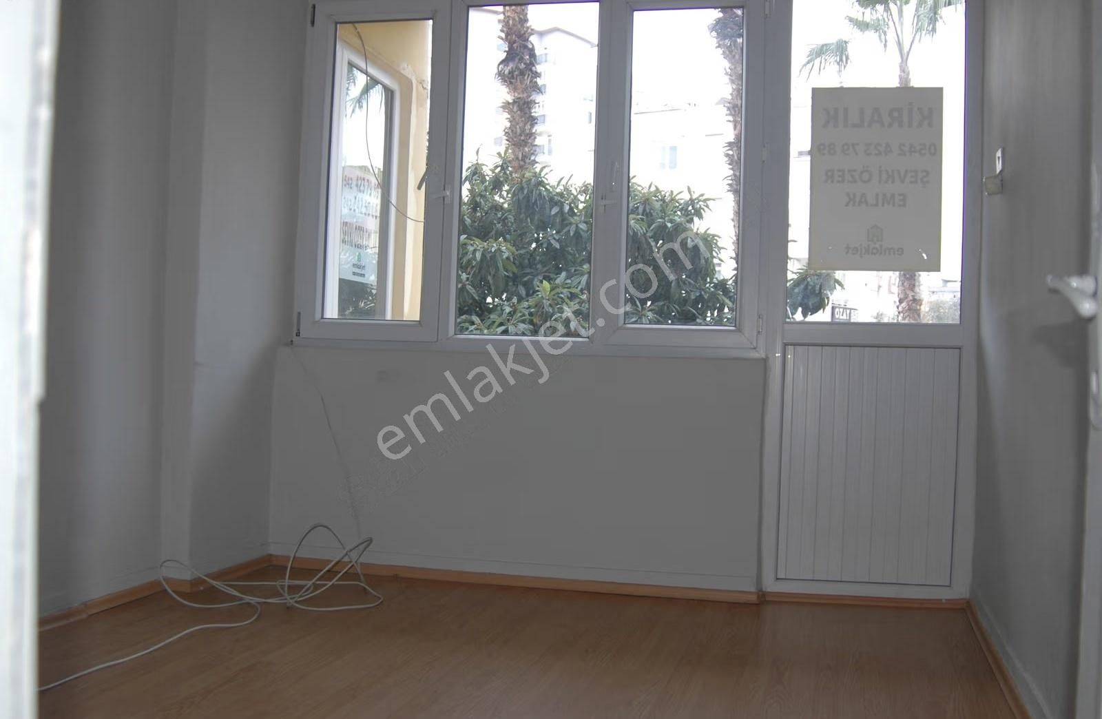Antalya Muratpaşa Turgurt Reis Caddesi 1 Kat 135m2 25.000tl - Görsel 6