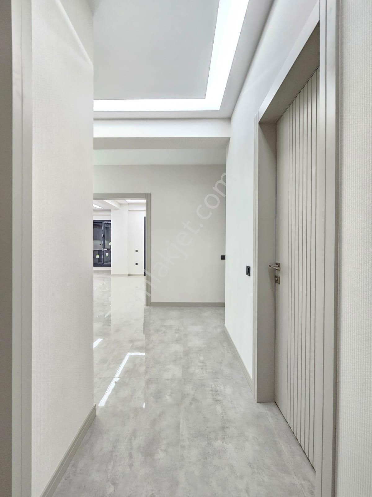 Denizli 1200 Evler Rezidanslar Bölgesinde Modern Mimarisiyle 3.5+1 Ultra Lüks Yaşam Alanları - Görsel 29